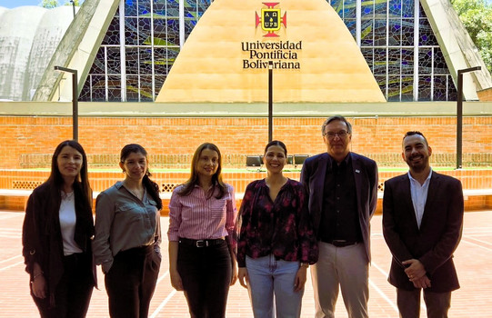 Gruppenfoto an der UPB