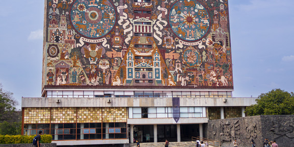 Zentralbibliothek der UNAM
